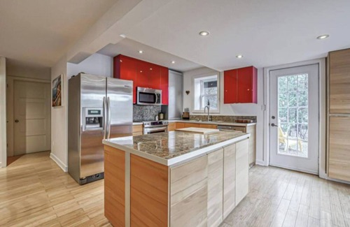 Sainte-Agathe-des-Monts Condo | Relaxing Retreat at Condo Lac des Sables with Ocean Views