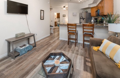 Lago Vista Condo | Indulgent Resort with Pools, Hot Tubs and Fitness Center