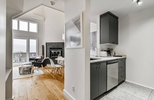 Mont-Tremblant Condo | Condo Overlooking Mont-Tremblant & Lake
