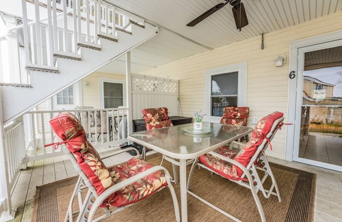 Winnisquam Condo | Wake Up to Beautiful Lake Views at Winnisquam Condo