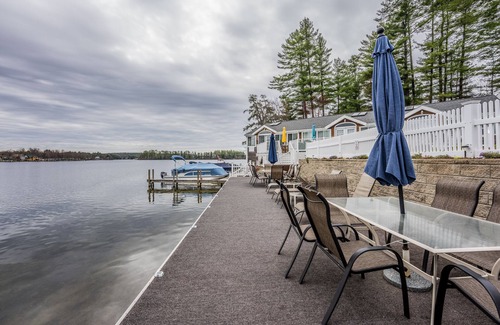 Winnisquam Condo | Wake Up to Beautiful Lake Views at Winnisquam Condo