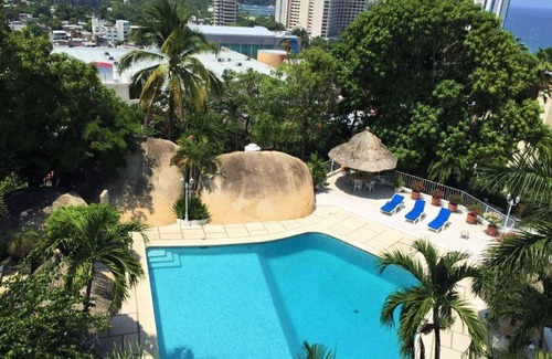 Alta Costa Azul Condo | Cozy Condo with Breathtaking Acapulco Bay Views