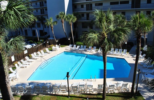 North Litchfield Beach Condo | Beachfront Condo with Pool & Easy Access to Litchfield