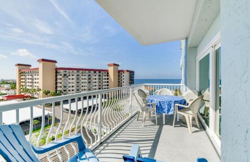 Redington Shores Apartment | Beachfront Retreat at Redington Shores with Pool Access