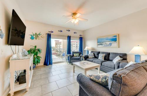 Redington Shores Apartment | Beachfront Retreat at Redington Shores with Pool Access