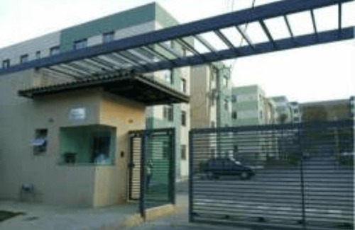 Vespasiano House | Pet-Friendly Retreat with Parking - Rated 8.5/10 by Guests