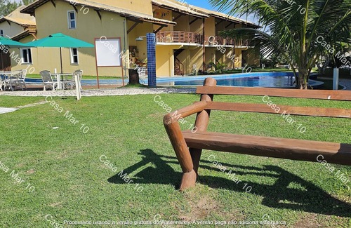 Arembepe Apartment | Beachfront Retreat with Natural Pools & Family-Friendly Amenities