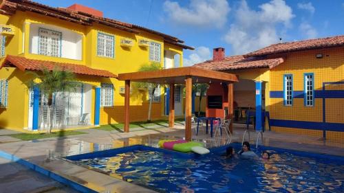 Salinopolis House | Family-Friendly Condomínio Mares do Sul with Pool Access