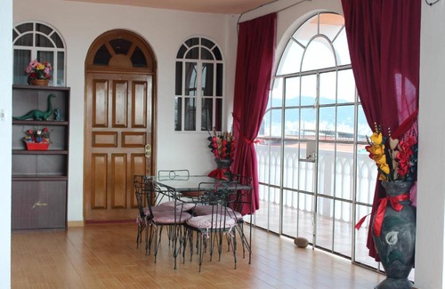 Acapulco Apartment | Pet-Friendly AcaGutty 1B: Oceanfront Bliss Awaits You