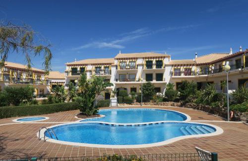 Guia House | Oceanfront Condominio Cerro da Guia with Pool & Child-Friendly Amenities