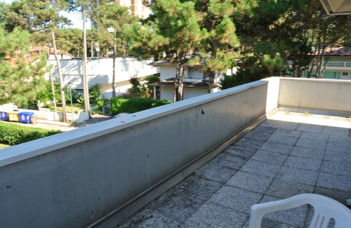 Lignano Pineta Apartment | Pet-Friendly Condominio Billa 7 with Breakfast in Lignano