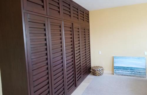 La Salina Apartment | Oceanfront Bliss at Condominio Paraiso with Private Beach