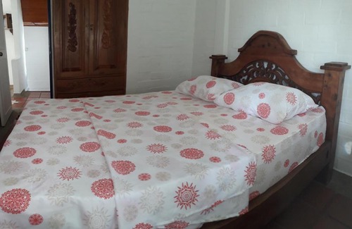 Girardot House | Pet-Friendly Condominio Santa Mónica with Hot Tub & Pool