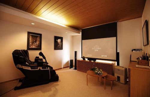 Hakone House | Relax at Condominium Sakura – 4-Star Family-Friendly Retreat