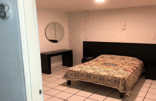 Tepatitlan de Morelos Hotel | Convenient Stay with Kitchen, 5 Minutes from Bus Terminal