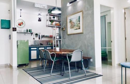 Putrajaya Apartment | Relax at Conezion IOI Putrajaya: 3-Bedroom City View Suite