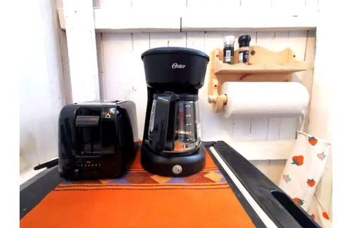 De Guadalupe Apartment | Cozy Studio in the Heart with WiFi & Breakfast Included