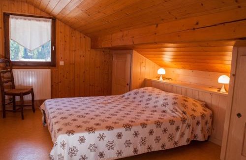 Le Grand-Bornand Apartment | Spacious 3-Bedroom Apartment with Scenic Views at Grand-Bornand