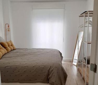 Elche Apartment | Cozy Apartment in Elche: Pet & Child Friendly Retreat