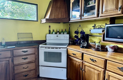 Ciudad Colon House | Top-Rated Casa Ensueño: Internet & Spa Near Town