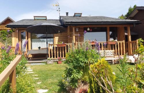 Pyrenees 2000 Ski Chalet | Cozy Chalet at the Foot of Pyrénées 2000 - Pool & Hot Tub