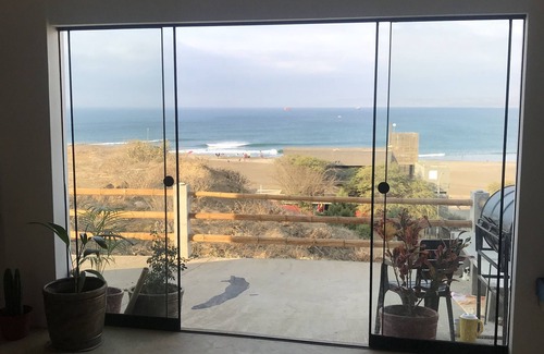 Lobitos House | Cozy Room with Breathtaking Beach View in Lobitos
