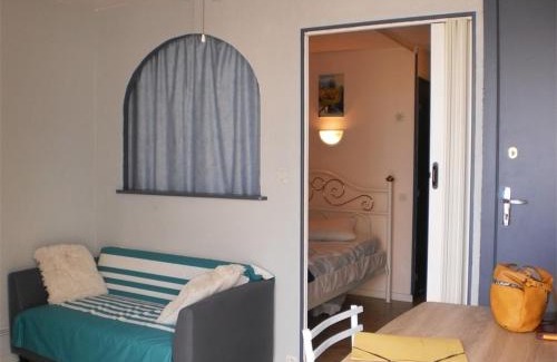Le Barcares Apartment | Cozy Beachfront Studio with Sea View and Family Amenities
