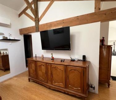 Le Tasta Apartment | Comfortable T2 with Patio, Private Parking & High Ratings