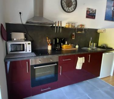 Le Tasta Apartment | Comfortable T2 with Patio, Private Parking & High Ratings
