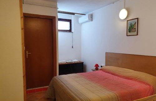 Lake Bracciano Apartment | Cozy Villa Studio with Pet-Friendly Amenities