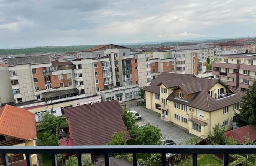 Baia Mare Apartment | Top-Rated ConfortMax: Family-Friendly & Accessible Stay
