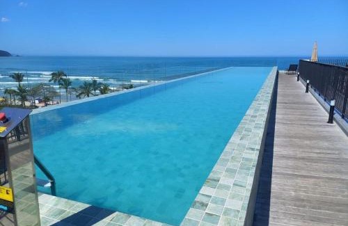 Praia Grande Apartment | Relax and Enjoy Style Near the Sea with Hot Tub Amenities