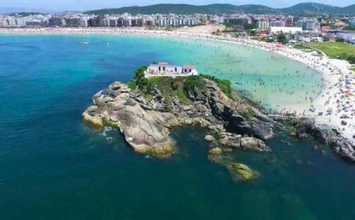 Centro Apartment | Conforto e Lazer - Apto 3 qts com ar e piscina, na Praia do Forte