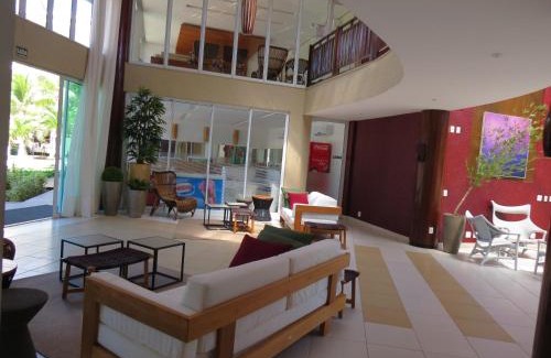Porto das Dunas Apartment | Relaxing Retreat with Oceanfront Access Near Beach Park