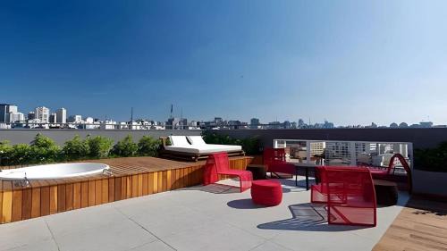 Liberdade Apartment | Comfort and Safety on Avenida Liberdade: 4-Star Stay