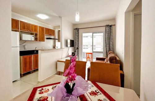 Boqueirao Apartment | Convenient Apartment with WiFi, 220m from Praia da Guilhermina