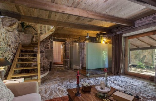 Covas House | Discover Minho: Relax in Nature with Family-Friendly Amenities