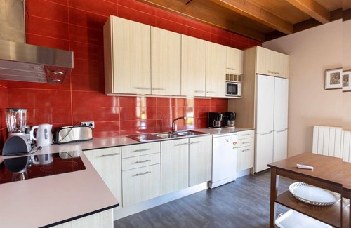 Manacor Cottage | Indulge at Conies Salvia Villa: Private Pool & Spa Retreat