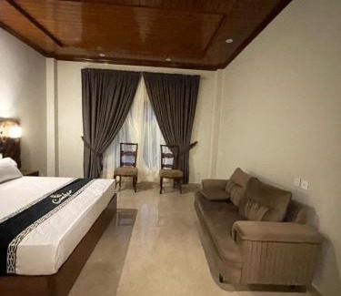 Mahandri Hotel | Conifer hotel and resort