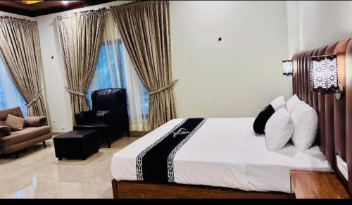 Mahandri Hotel | Conifer hotel and resort