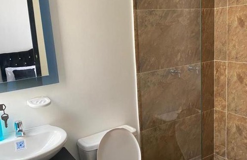 Girardot Apartment | Top-Rated Barlovento Apartment with Pool & Pet-Friendly Perks