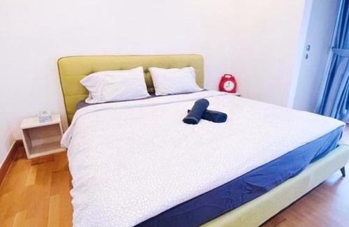 Bangsar South Apartment | Budget-Friendly 1 Bedroom Above Mall with Pool & Spa