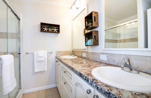 Little Torch Key House | Spacious 2 Bed Townhomes with Hot Tub & Pool - Sleeps 12