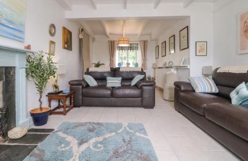 Saint Erth Praze House | Discover Connie's Cottage: Pet-Friendly Retreat Awaits