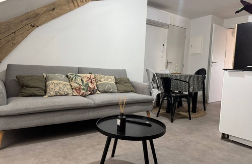 Brive-la-Gaillarde Apartment | CONQUERANT