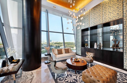 Abu Dhabi Resort | Experience Luxury at Conrad Abu Dhabi Etihad Towers