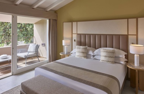 Chia Hotel | Elegant Conrad Chia Laguna Sardinia with Spa & Pool Access