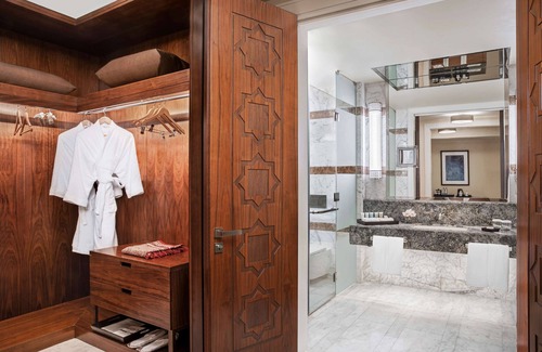 Mecca Hotel | Elegant Conrad Makkah: 5-Star Stay with Family-Friendly Perks