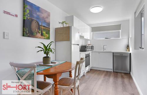 Orange Apartment | Conservatorium Villa 1