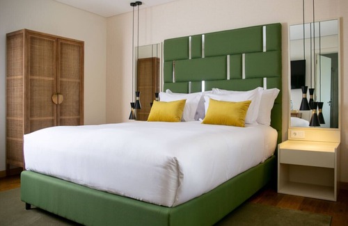 Beijos Hotel | Discover Constance House: Refreshing Pool & Spa Retreat